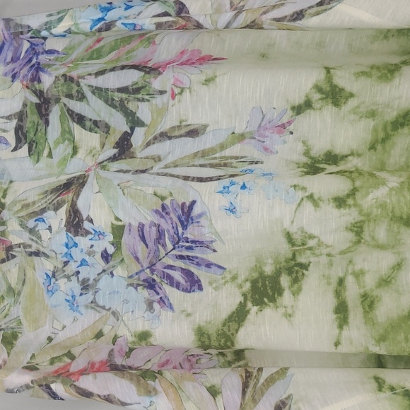 Tank Top Tunic Hip Length Sleeveless Pastel Floral Print On White Lace Trim EUC - Picture 6 of 11